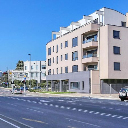 Apartments Perla With Free Parking Zadar Eksteriør billede