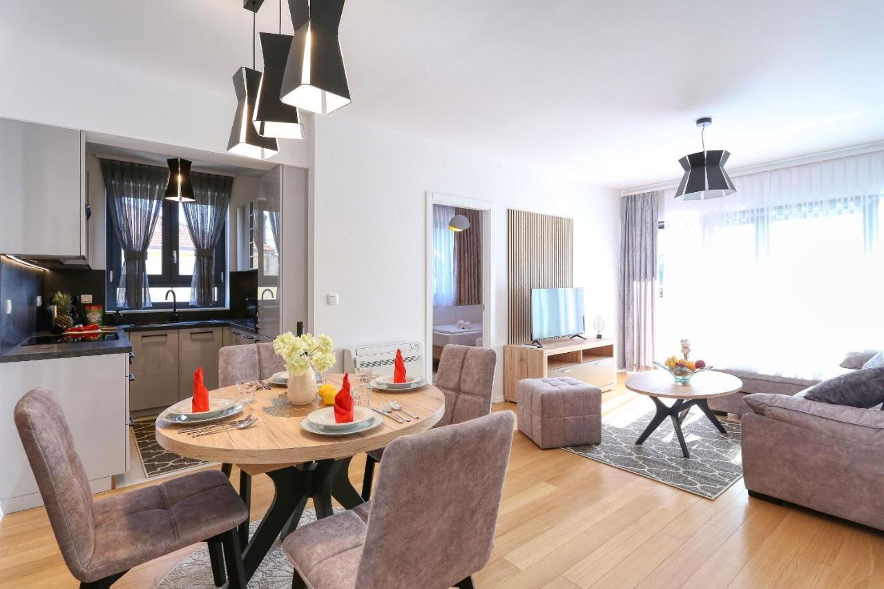 Apartments Perla With Free Parking Zadar Eksteriør billede