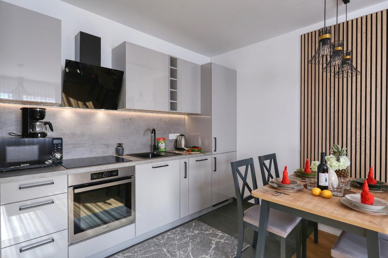 Apartments Perla With Free Parking Zadar Eksteriør billede
