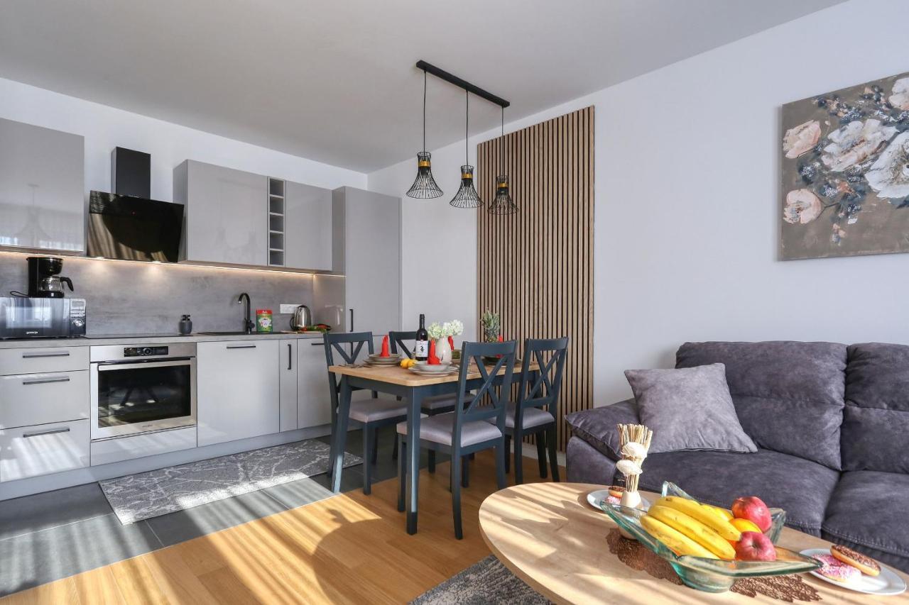 Apartments Perla With Free Parking Zadar Eksteriør billede
