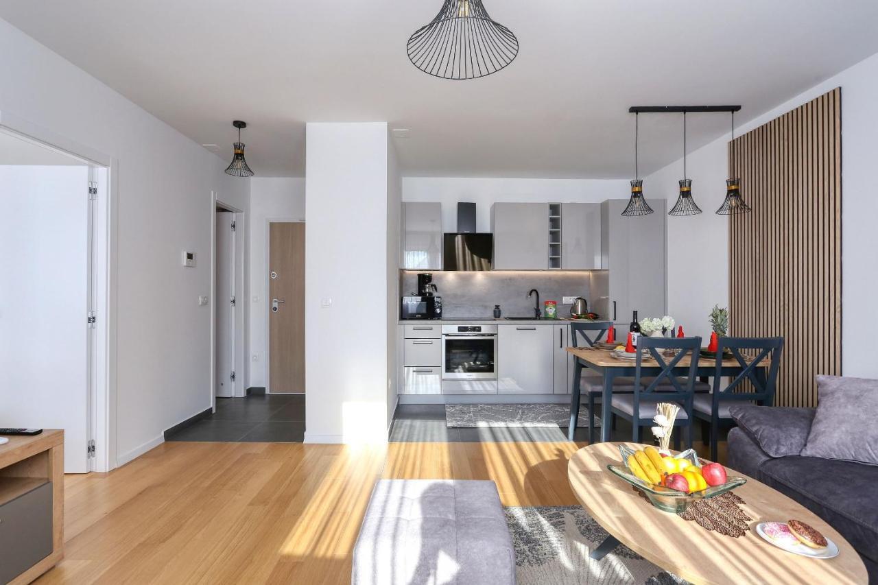 Apartments Perla With Free Parking Zadar Eksteriør billede