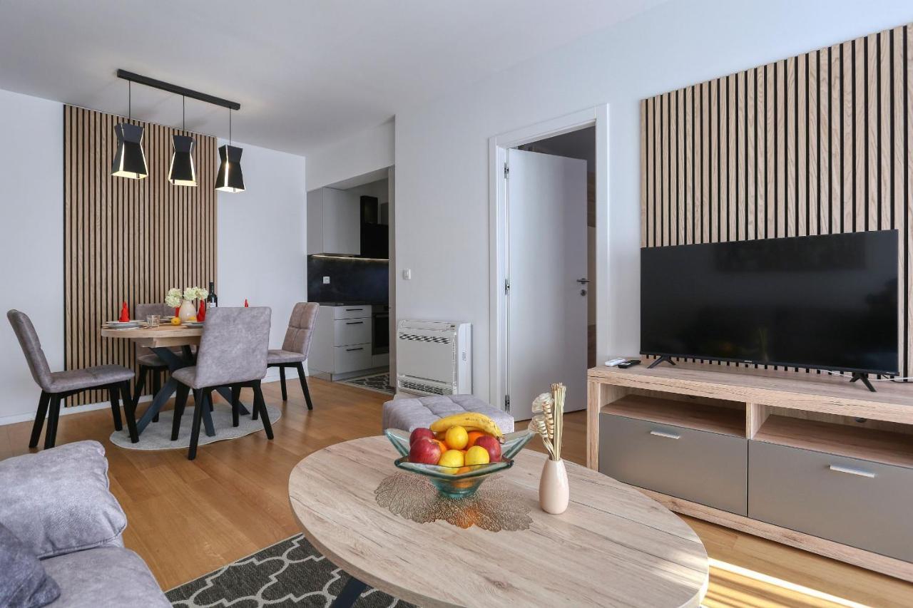 Apartments Perla With Free Parking Zadar Eksteriør billede